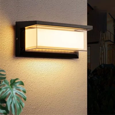 Applique murale extérieur  au design moderne et intemporel