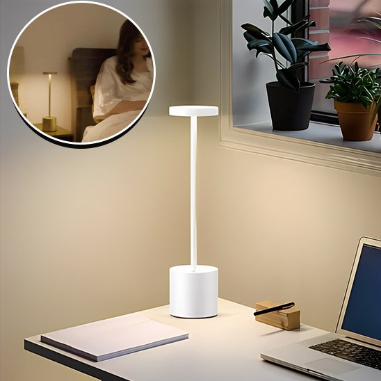 lampe de table aux multiples positions d'éclairage