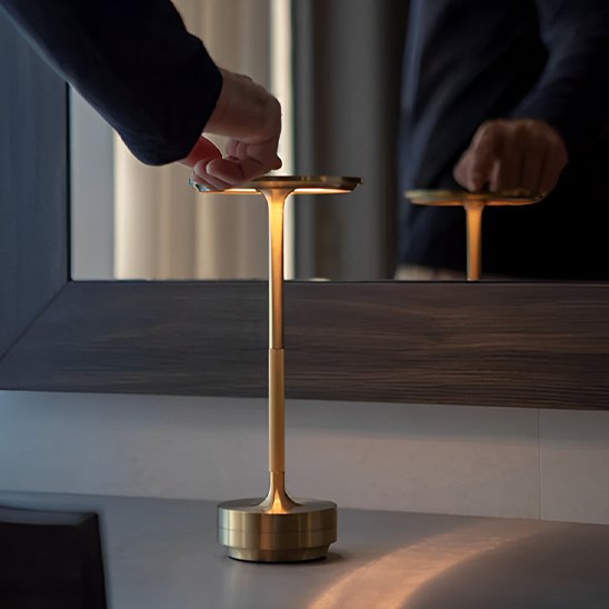 lampe de table sans fils élégante
