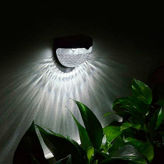 Lampe solaire qui révolutionne votre extérieur